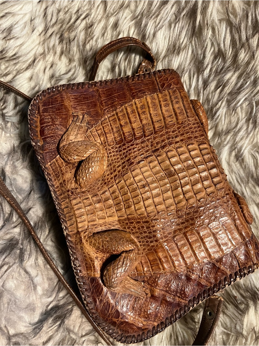 Vintage Brown ALLIGATOR Leather Clutch and Wristlet(2) Set (1 missing strap) - Picture 6 of 14
